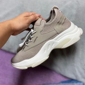 Steve Madden sneakers 😍🤩 Used only one time